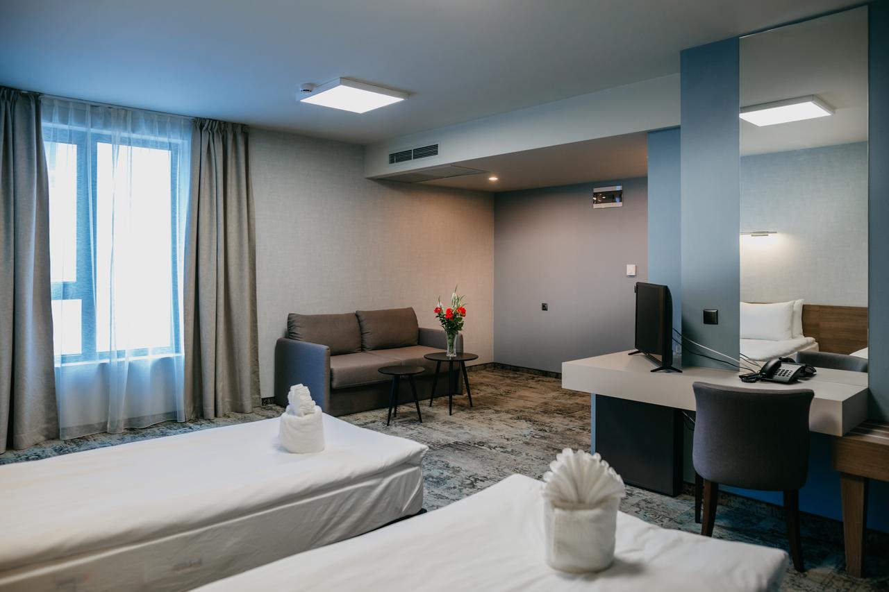 Hotel Leva - Vratsa Extérieur photo