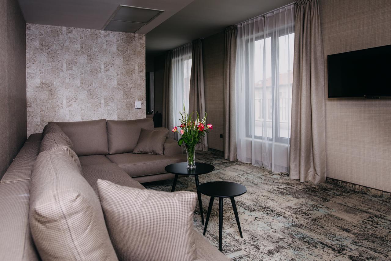 Hotel Leva - Vratsa Extérieur photo
