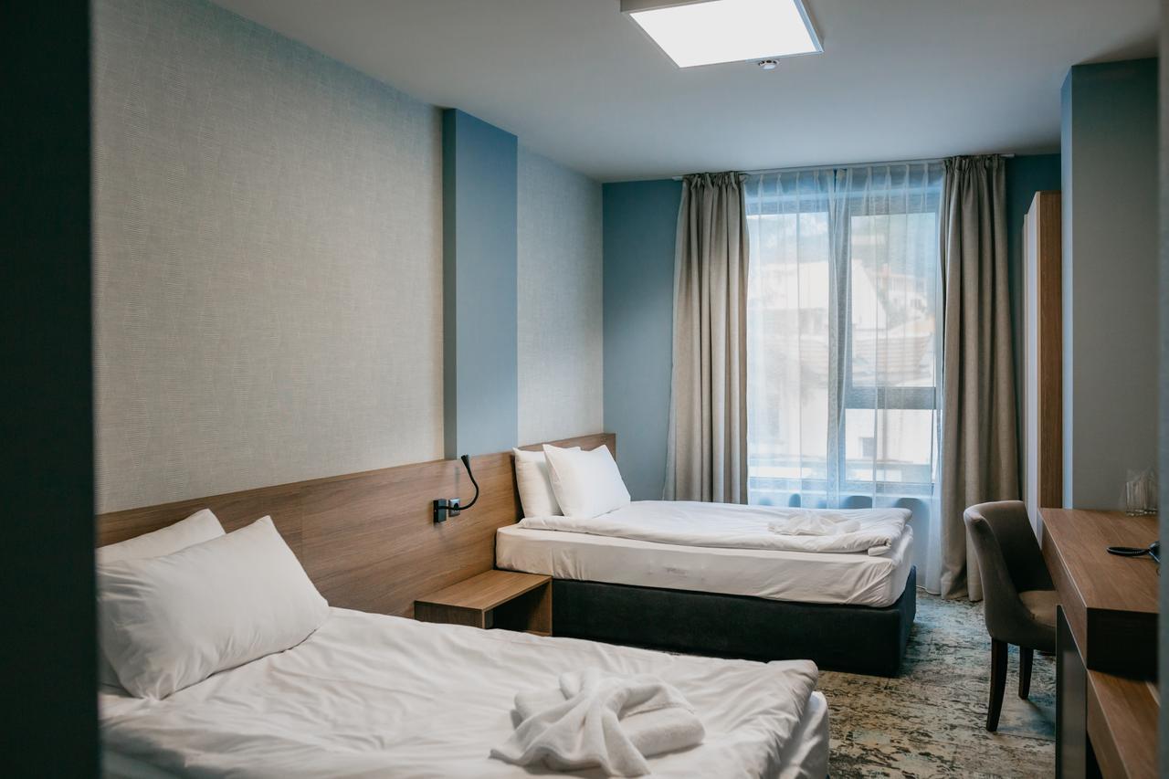 Hotel Leva - Vratsa Extérieur photo